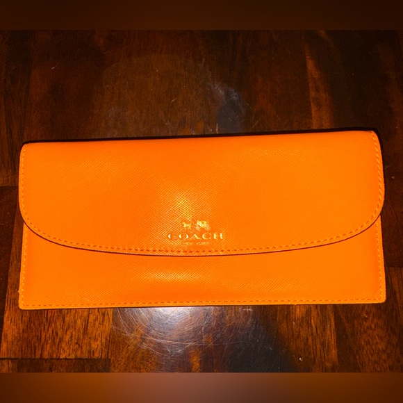 Coach orange snap envelope wallet - Picture 1 of 10